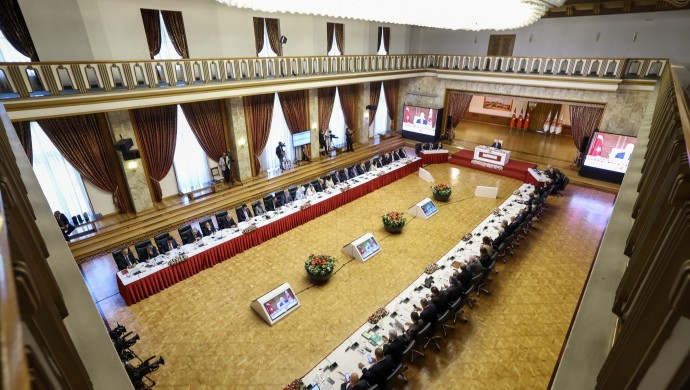 Meclis komisyonu ortak nihai raporu oy çokluğu ile onaylandı