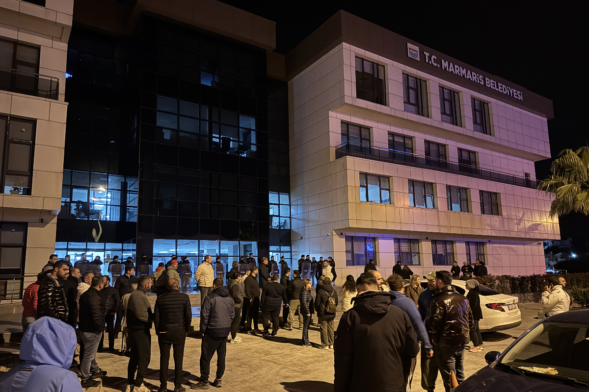 Marmaris Belediyesine operasyon