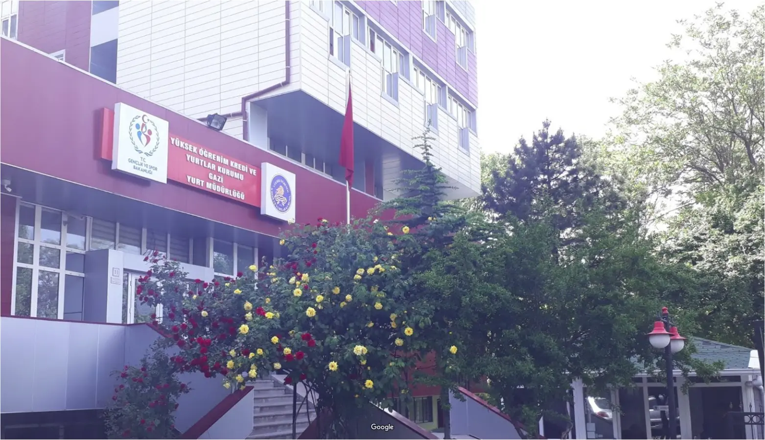 NATO Zirvesi için öğrenciler yerinden ediliyor