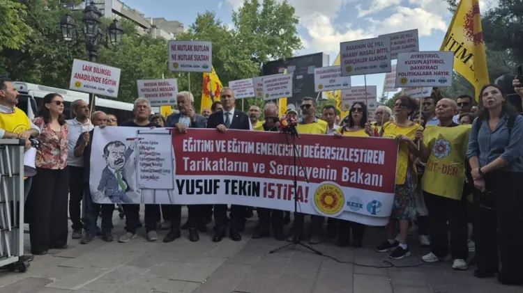 Eğitim-Sen: Yusuf Tekin istifa