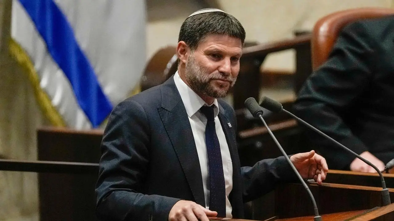 Fransa’dan ikinci Siyonist bakana da yasak getirdi